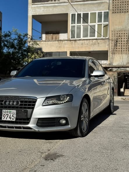 أودي A4 — سيارة مناسبات